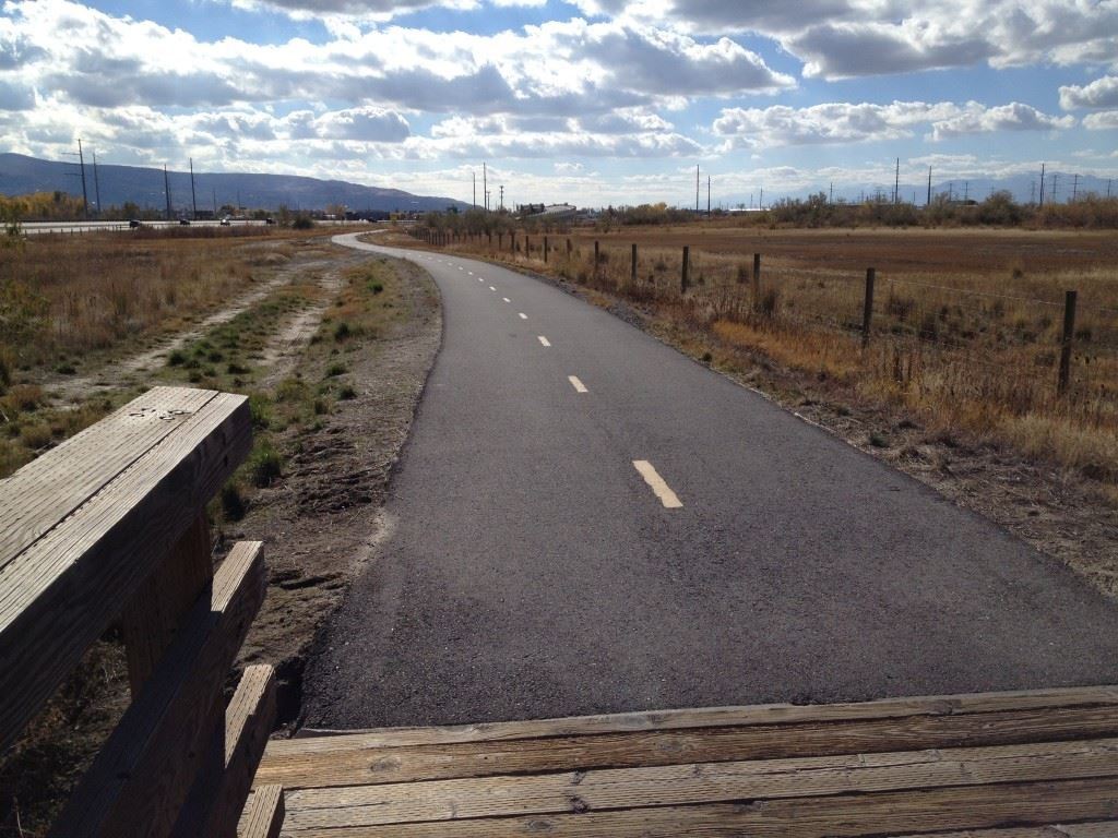 Legacy Parkway Trail